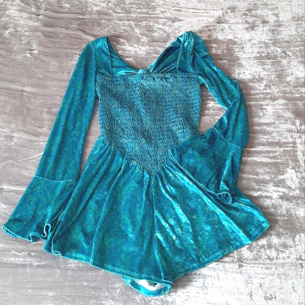 NWOT- Free People Velvet Bell Sleeve Romper - Picture 2 of 10